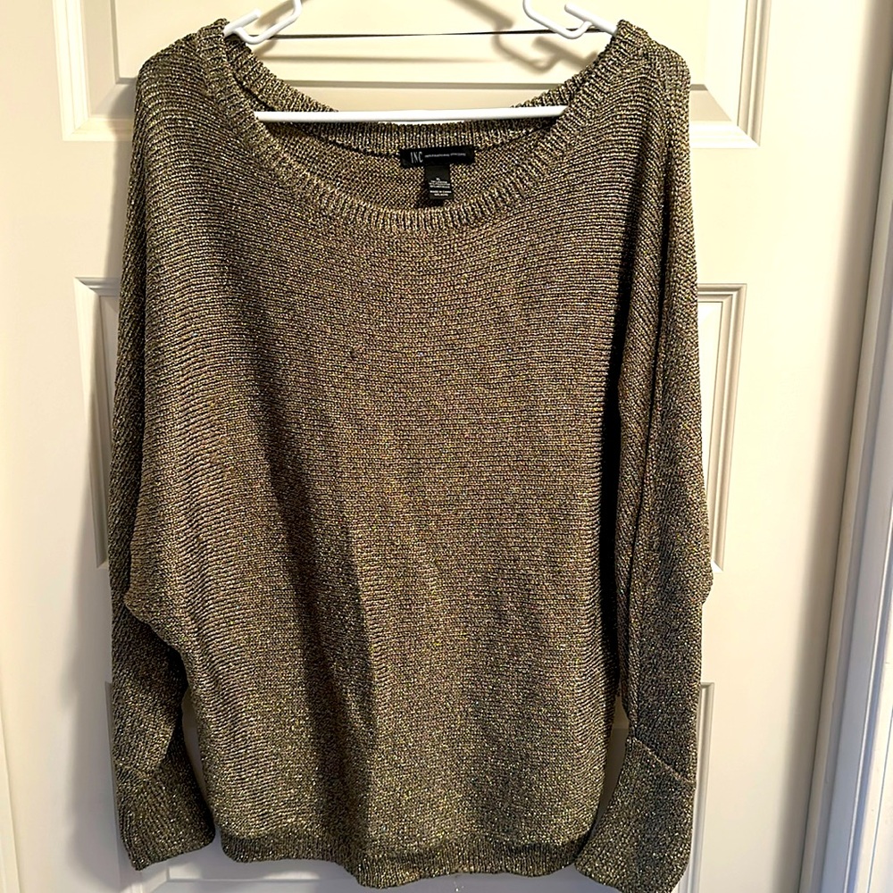 Gold/Black Knit sweater